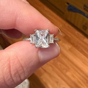 Elegant Silver 926 Ring with Clear Gemstones